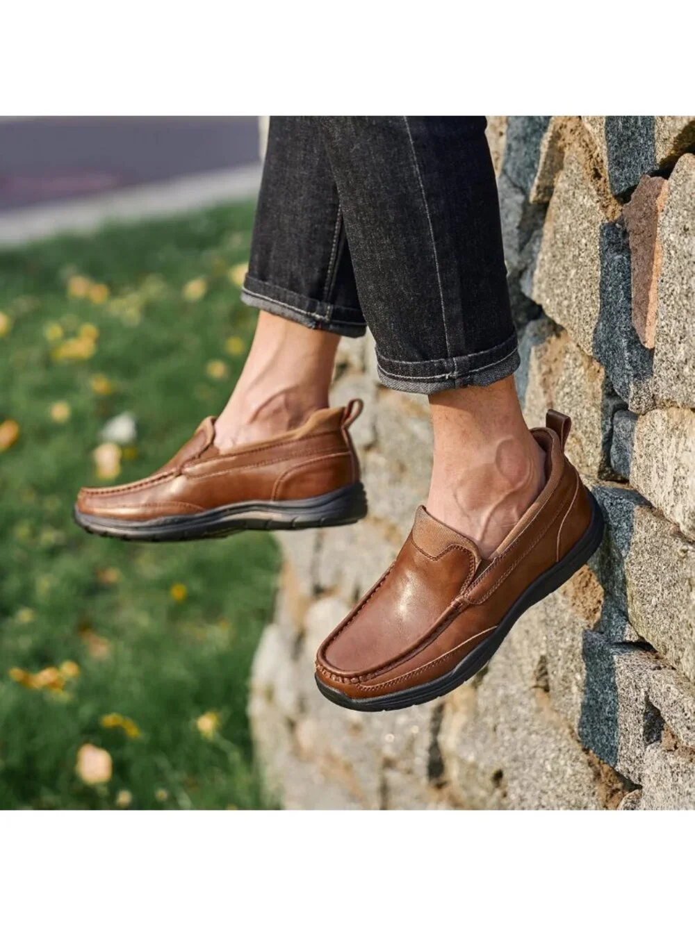 Men's Casual Slip-On Loafers - Breathable Leather Walking Shoes for Comfort